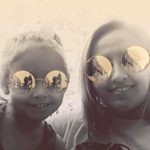 Meet your Posher, Whitney